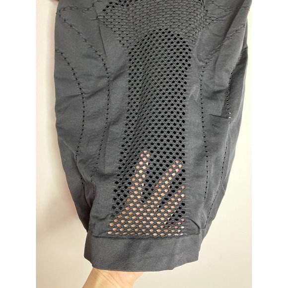 Athleta Women's Small Top Black Diamond Mesh Trophy Short Sleeve - Picture 8 of 9